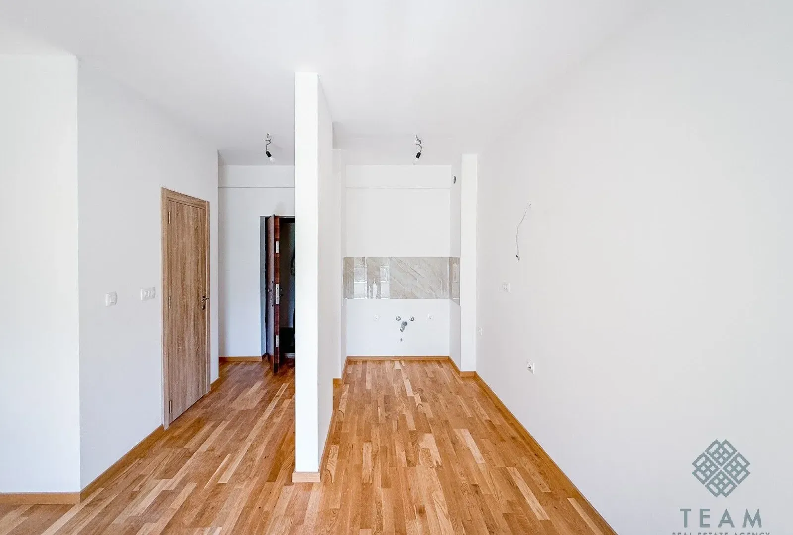 Sale, studio apartment, 31m², Bečići, Budva