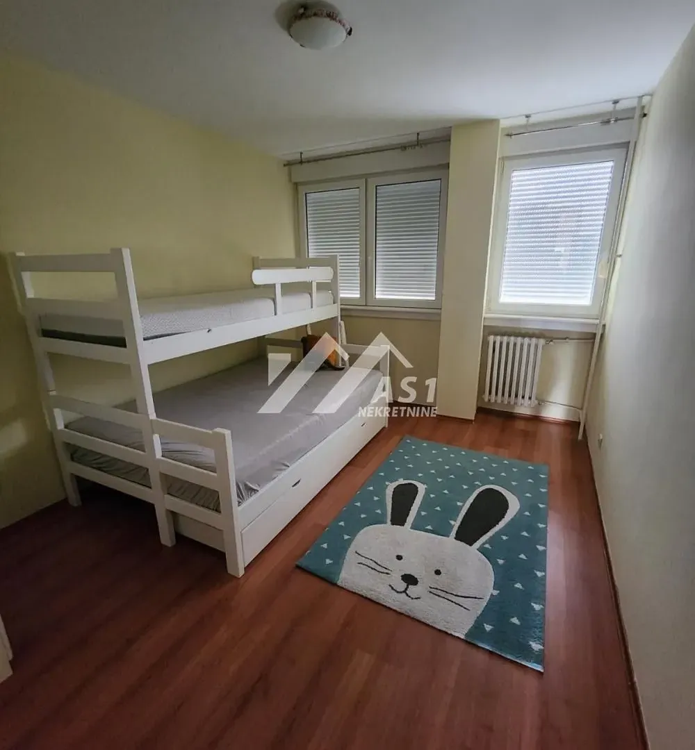 Izdavanje, trosoban stan, 70m², Liman 2, Novi Sad Sve Podlokacije