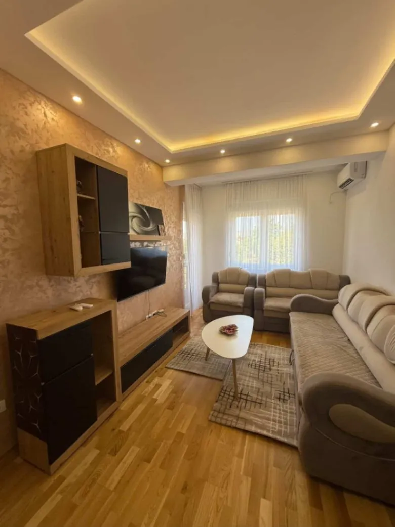 Izdavanje, dvosoban stan, 60m², Ljubović, Podgorica