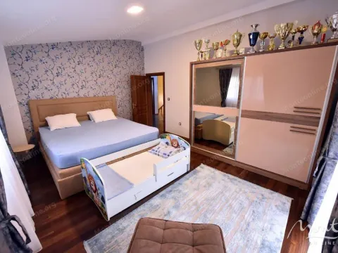 Sale, house, 175m², Podgorica, Crna Gora - image 17