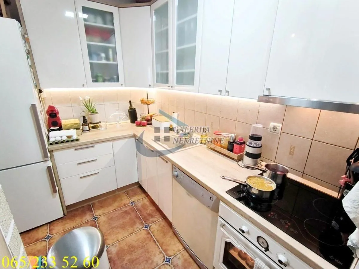 Prodaja, dvosoban stan, 64m², Novi Beograd Blok 62, Novi Beograd Sve Podlokacije