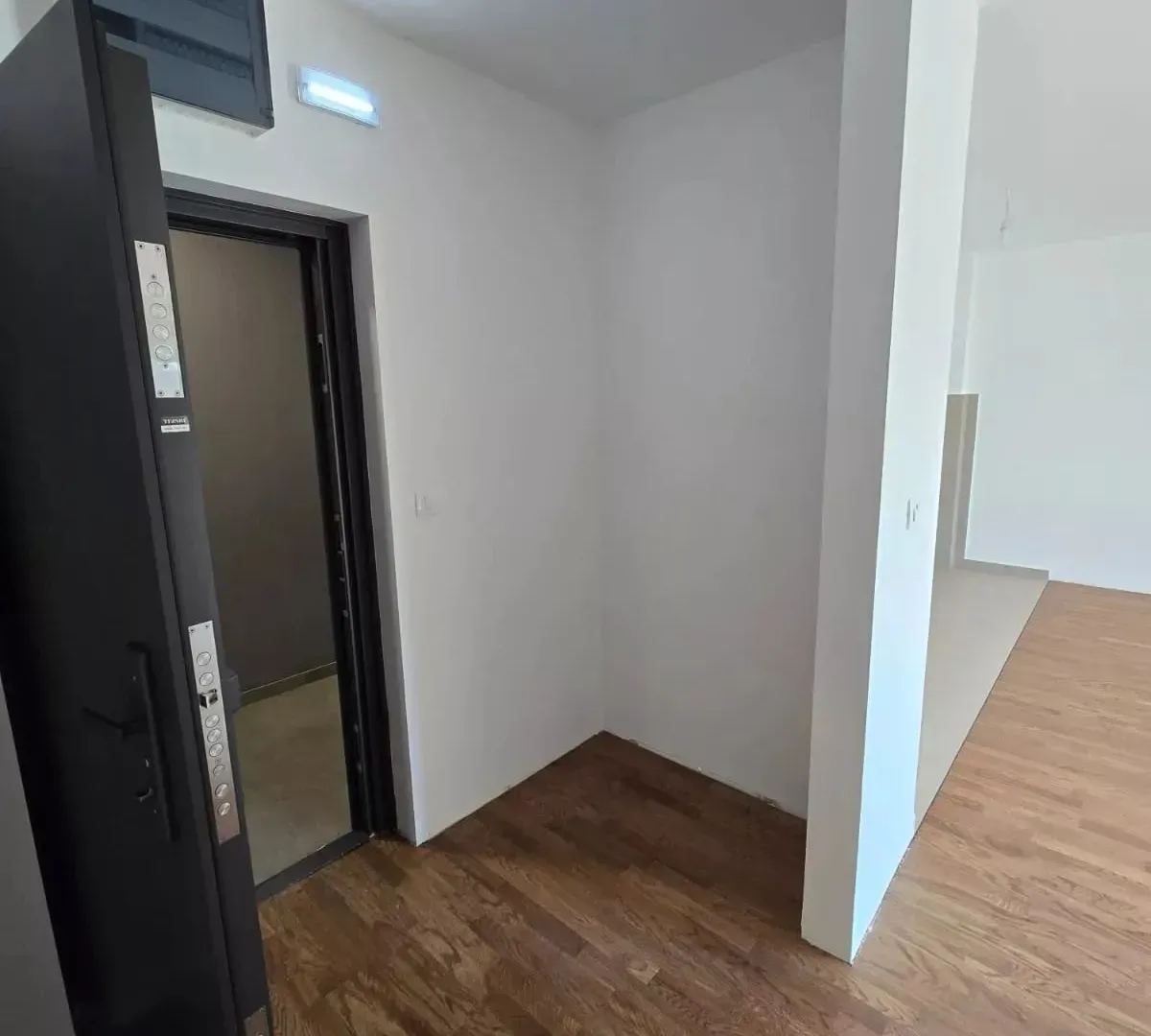 Sale, apartment, 69m², Topolica, Bar