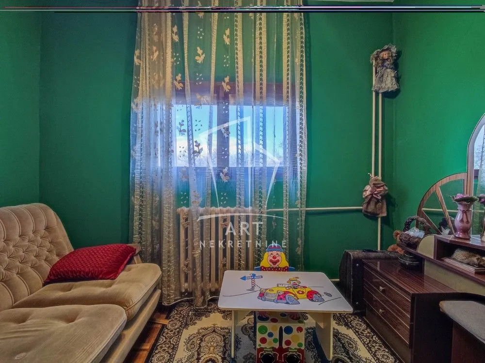 Prodaja, četvorosoban stan, 78m², Banovo Brdo, Beograd