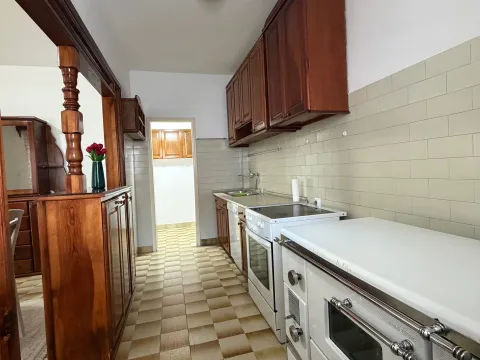 Izdavanje, trosoban stan, 170m², Zlatica, Podgorica - image 3