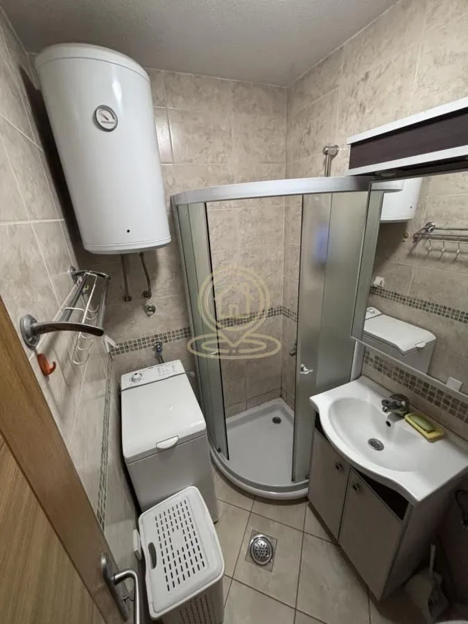 Prodaja, dvosoban stan, 41m², Centar, Vrnjačka Banja