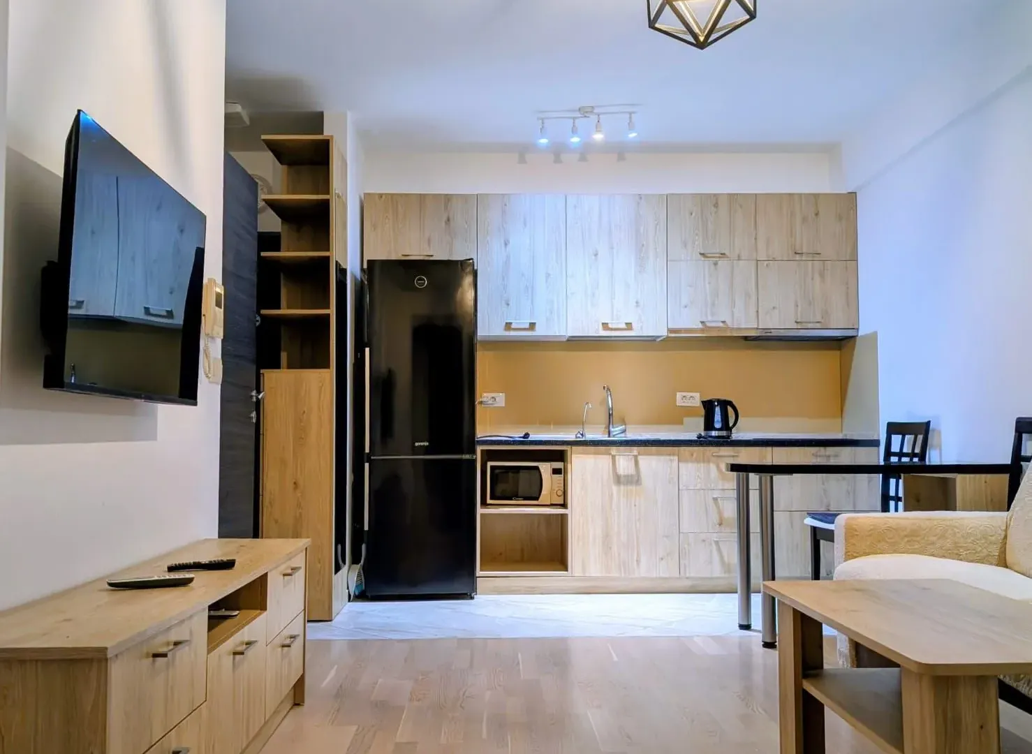 Rent, one bedroom apartment, 36m², Bečići, Budva