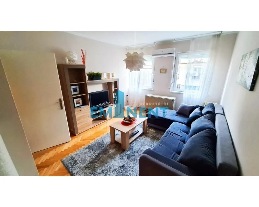 Rent, two bedroom apartment, 55m², Savski Venac, Beograd