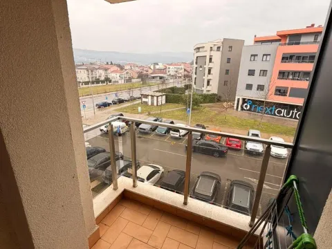 Izdavanje, jednosoban stan, 42m², Blok 9, Podgorica - image 12