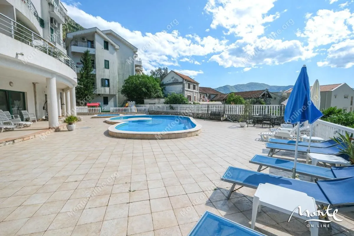 Prodaja, trosoban stan, 130m², Risan, Kotor
