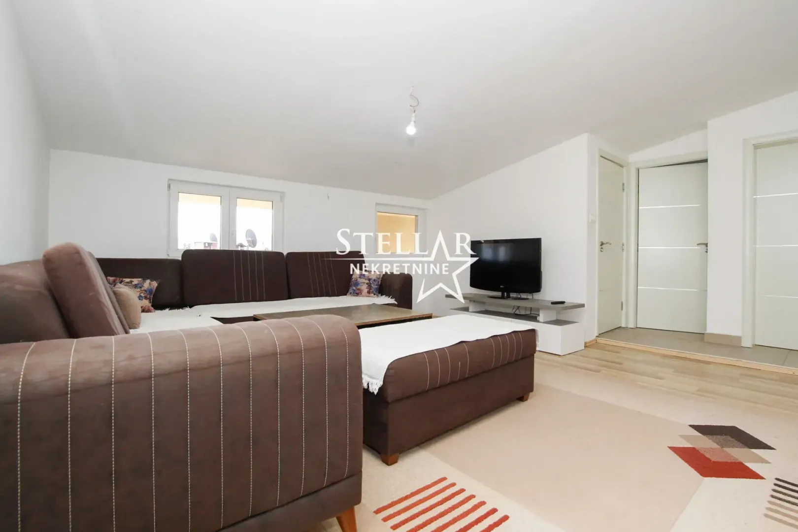 Rent, two bedroom apartment, 70m², Stari Aerodrom, Podgorica