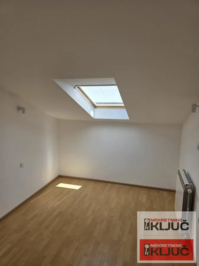 Prodaja, jednosoban stan, 33m², Socijalno, Novi Sad Sve Podlokacije