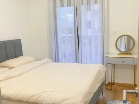 Izdavanje, jednosoban stan, 47m², City Kvart, Podgorica - image 8