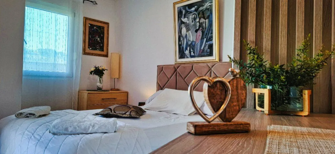 Izdavanje, garsonjera, 32m², Bečići, Budva