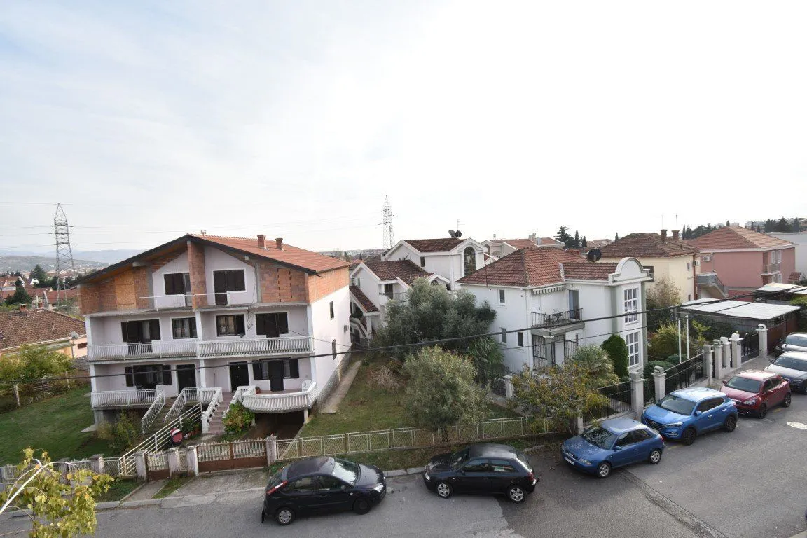 Rent, three bedroom apartment, 117m², Gorica C, Podgorica