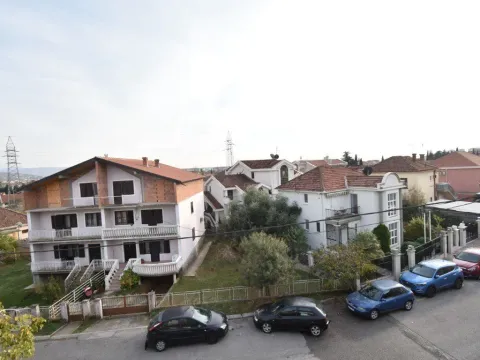 Izdavanje, trosoban stan, 117m², Gorica C, Podgorica - image 12