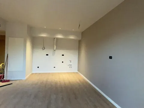 Prodaja, stan, 61m², Tivat, Crna Gora - image 7
