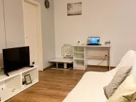 Izdavanje, dvosoban stan, 50m², Podgorica, Crna Gora - image 1