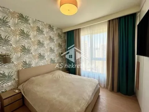 Izdavanje, trosoban stan, 83m², Savski Venac, Beograd - image 9