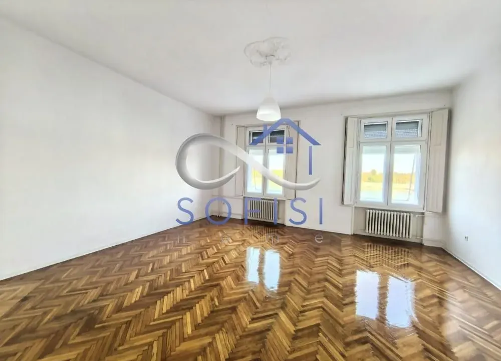 Izdavanje, trosoban stan, 136m², Kej, Novi Sad Sve Podlokacije