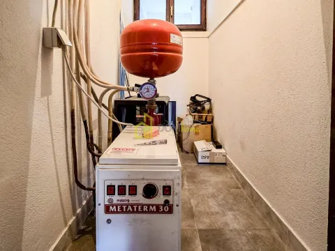 Izdavanje, kuća, 380m², Gorica C, Podgorica - image 12