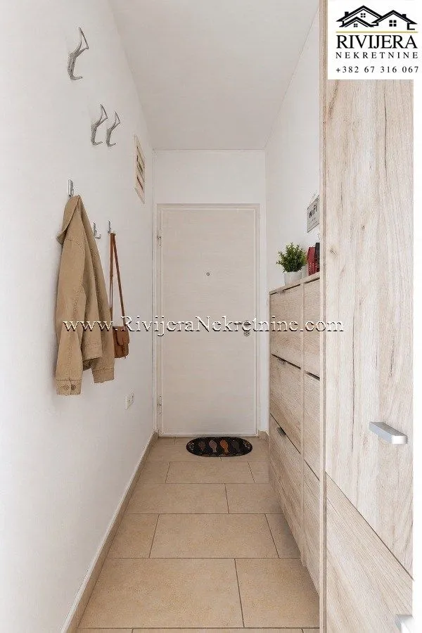 Prodaja, dvosoban stan, 56m², Donja Lastva, Tivat