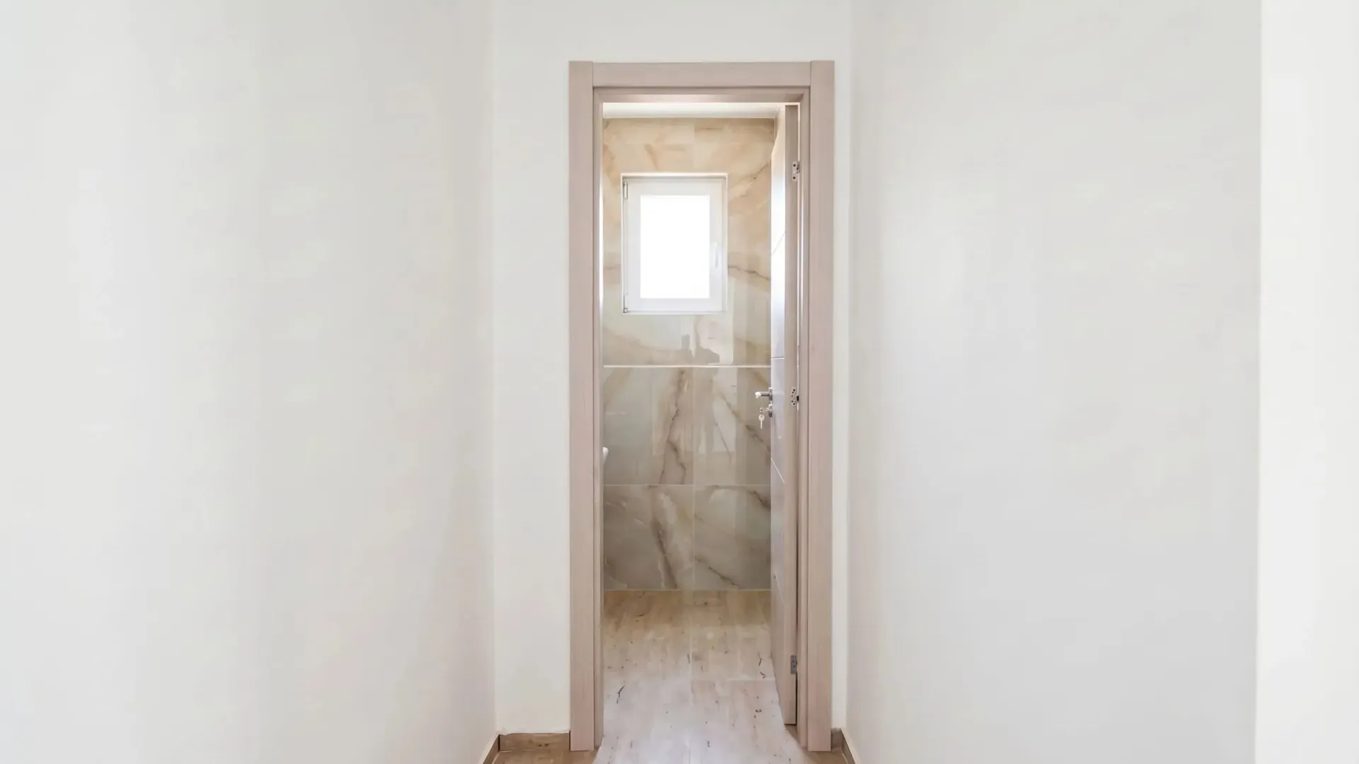 Prodaja, dvosoban stan, 85m², Đenovići, Herceg Novi