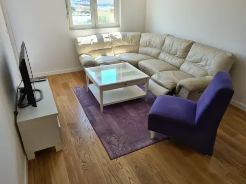 Izdavanje, jednosoban stan, 48m², Centar, Bar - image 7