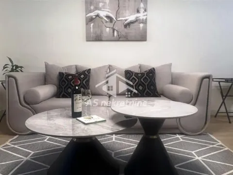 Rent, three bedroom apartment, 73m², Savski Venac, Beograd - image 4