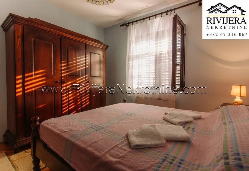 Prodaja, kuća, 170m², Bijela, Herceg Novi