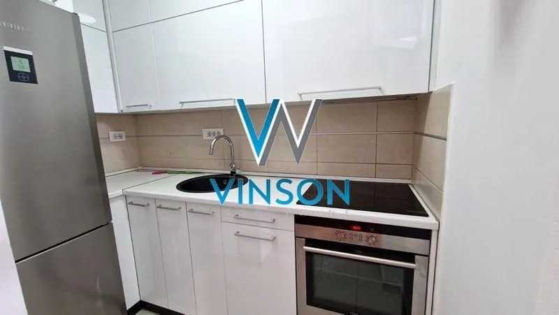 Izdavanje, trosoban stan, 62m², Salajka, Novi Sad Sve Podlokacije