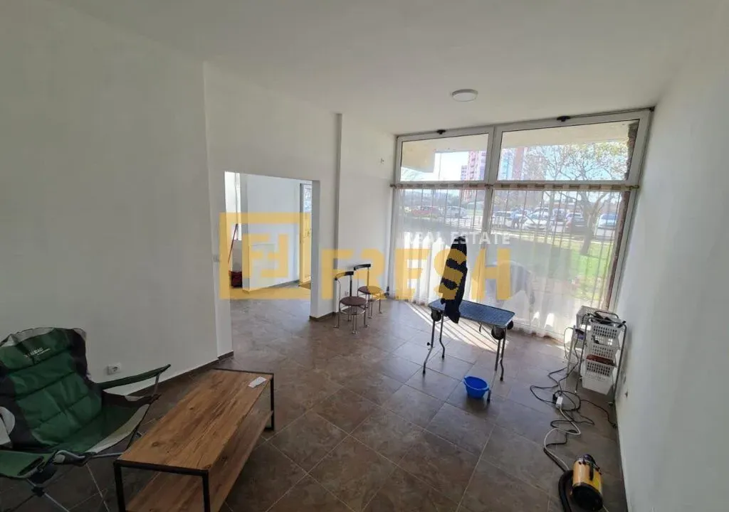 Prodaja, poslovni prostor, 118m², Pobrežje, Podgorica