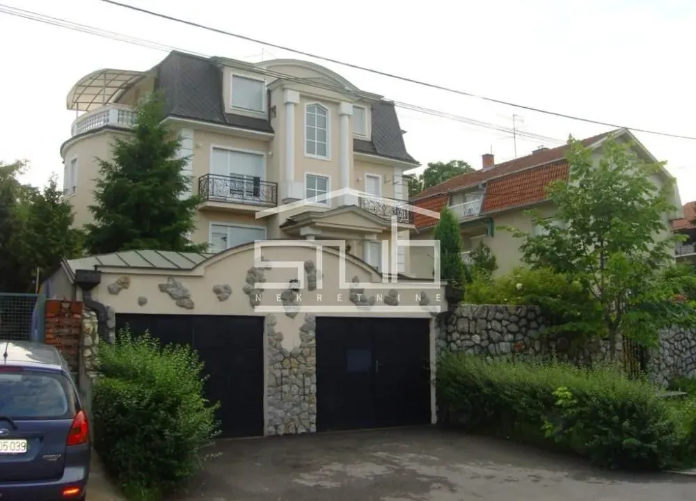 Sale, house, 531m², Zvezdin Stadion, Beograd