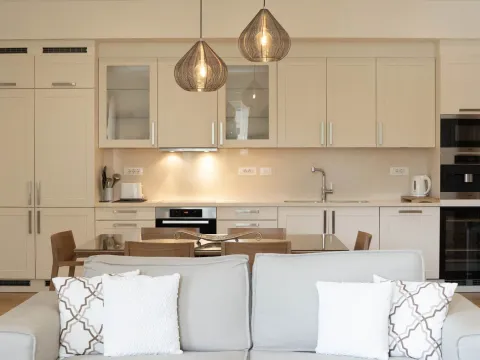 Rent, two bedroom apartment, 131m², Porto Montenegro, Tivat - image 6