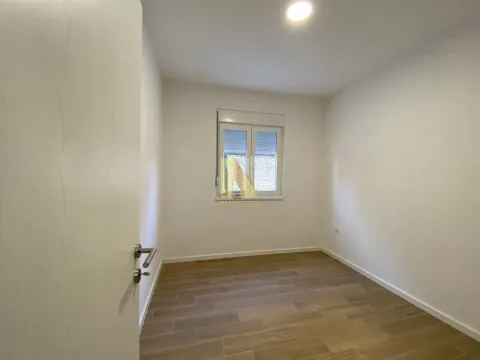Prodaja, dvosoban stan, 47m², Vidovdansko naselje, Novi Sad Sve Podlokacije - image 7