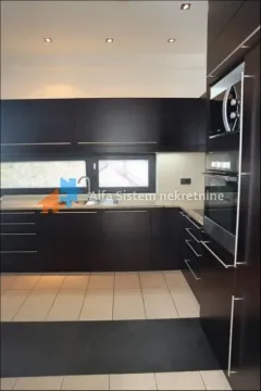 Izdavanje, stan, 176m², Kalenić Pijaca, Vračar Sve Podlokacije - image 19