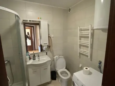 Prodaja, jednosoban stan, 40m², Stari Aerodrom, Podgorica - image 9
