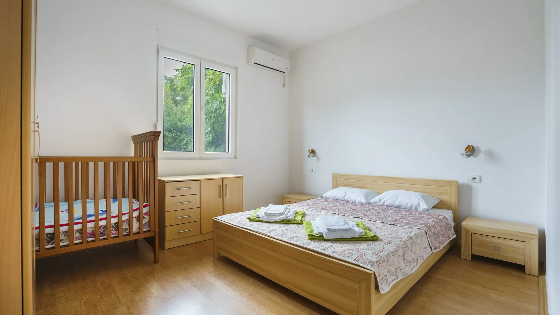 Sale, house, 358m², Kostanjica, Kotor