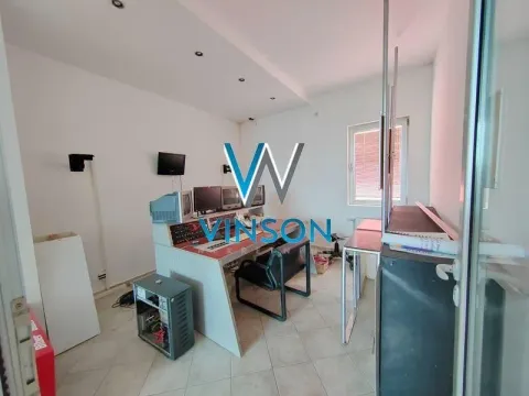 Rent, office space, 491m², Vidovdansko naselje, Novi Sad Sve Podlokacije - image 6