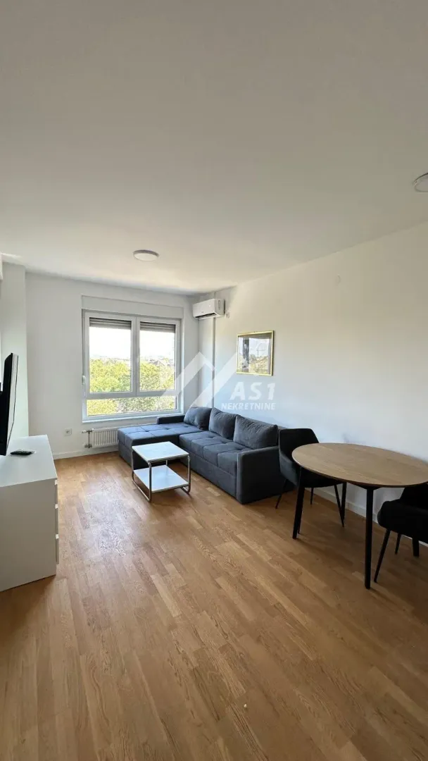 Izdavanje, jednosoban stan, 41m², Novi Sad Sve Podlokacije, Novi Sad
