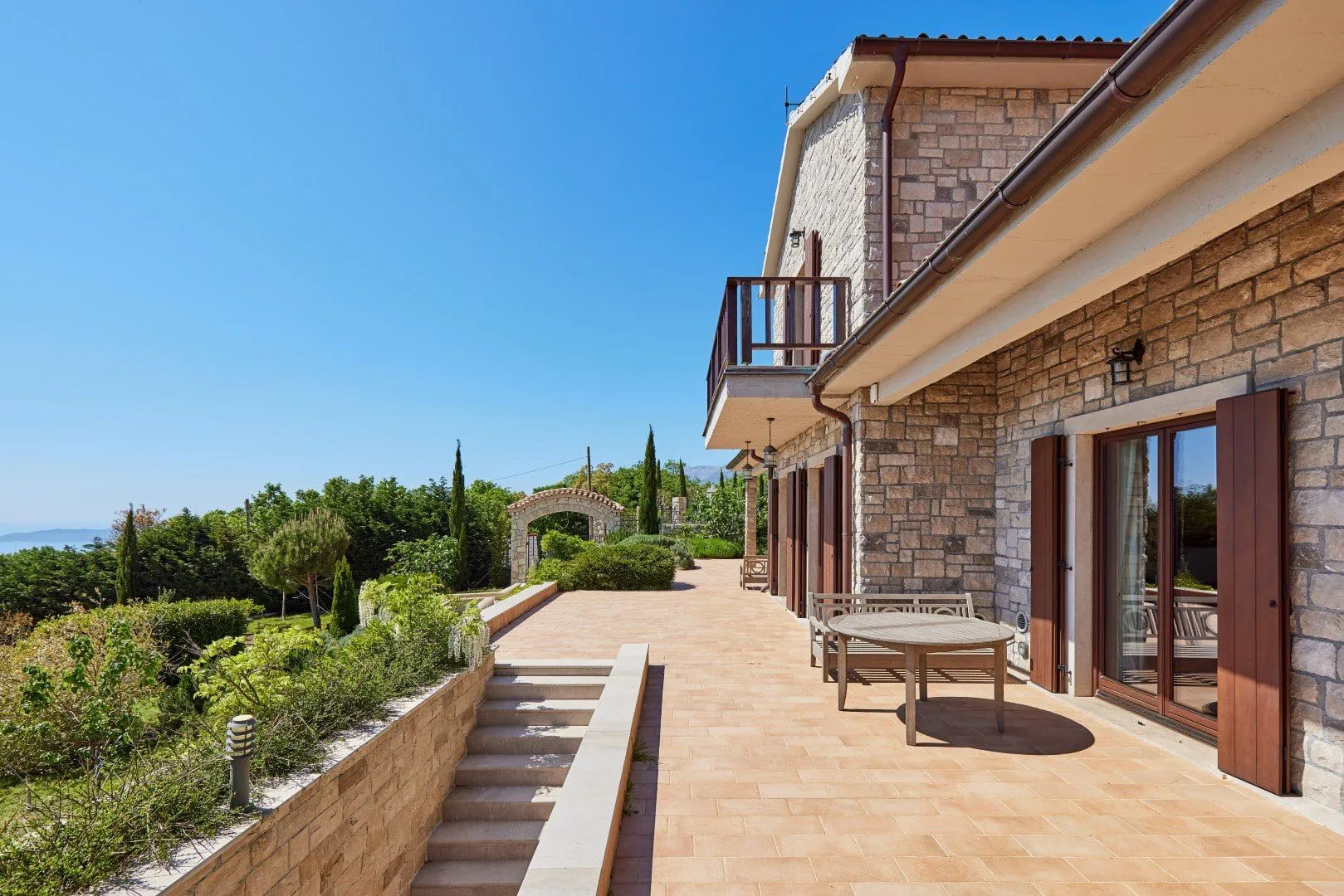 Sale, house, 2191m², Blizikuće, Budva