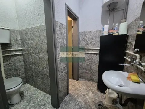 Rent, office space, 165m², Centar, Jagodina - image 11