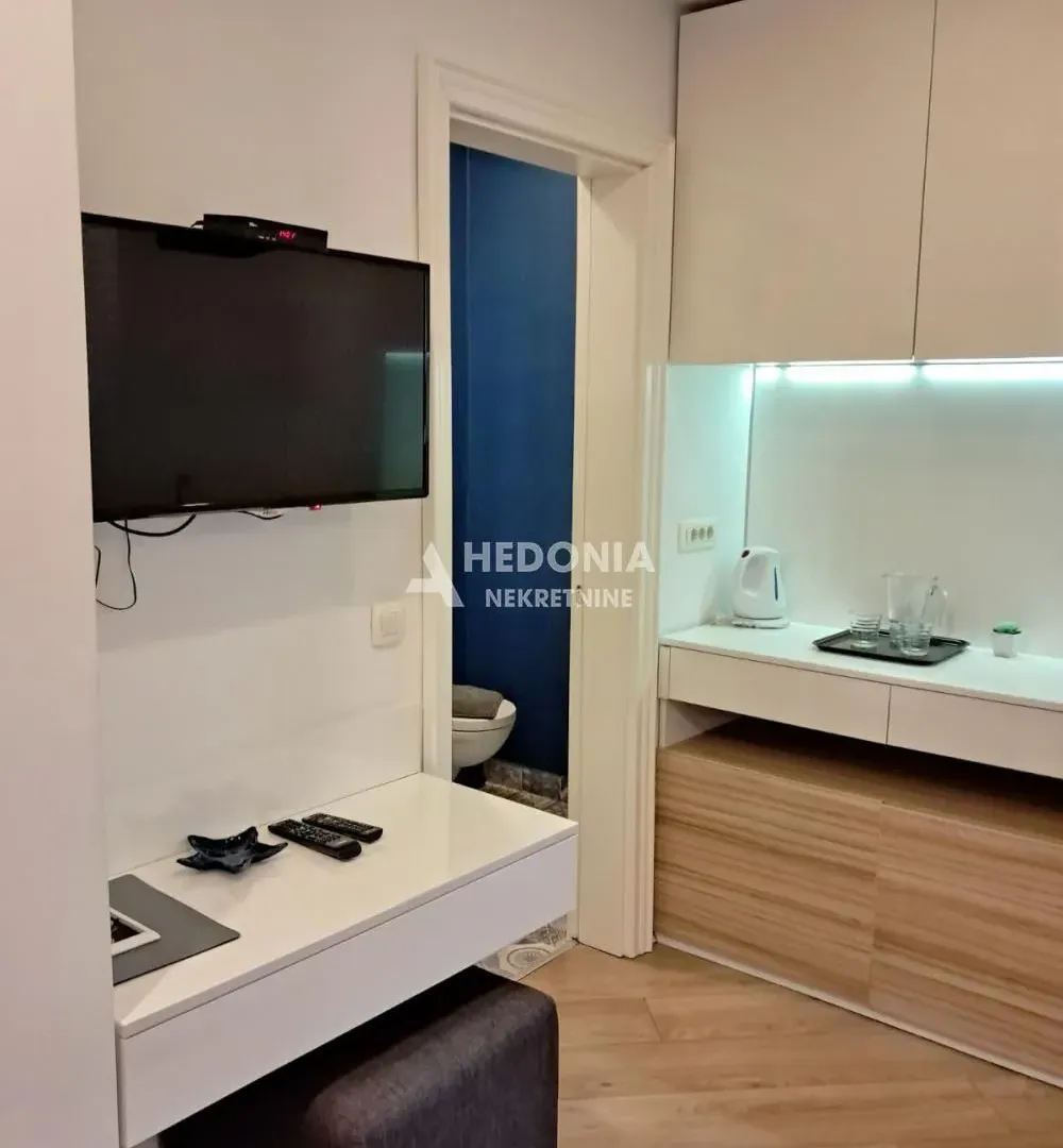 Sale, three bedroom apartment, 73m², Stari Grad, Beograd