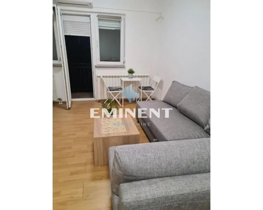 Izdavanje, dvosoban stan, 50m², Altina, Beograd