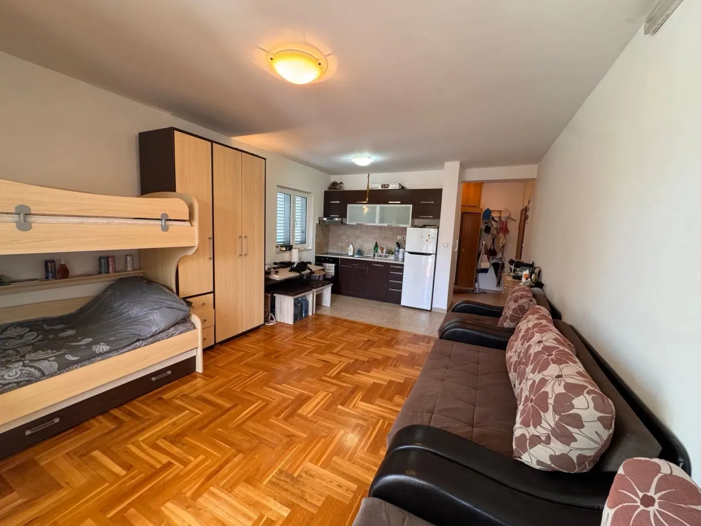 Prodaja, garsonjera, 38m², Donja Lastva, Tivat