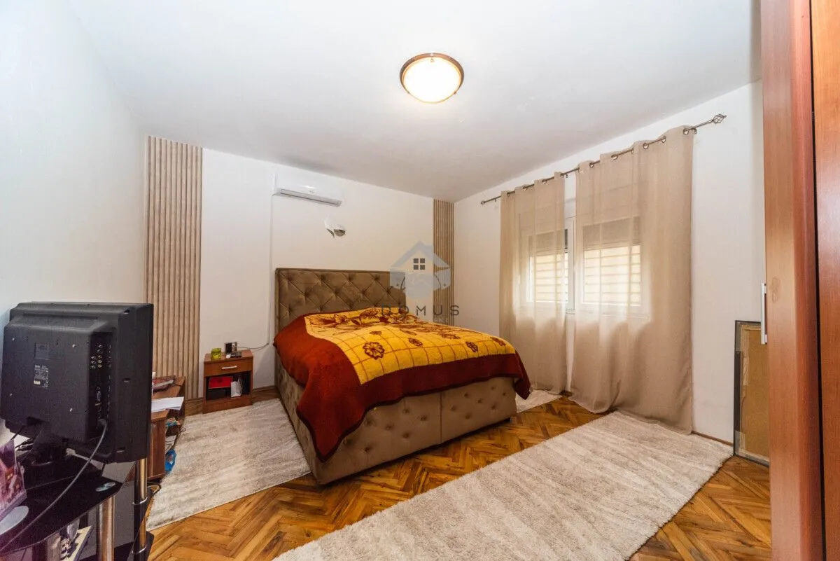 Prodaja, kuća, 83m², Tološi, Podgorica