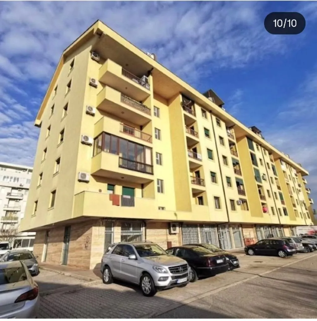 Izdavanje, jednosoban stan, 50m², Stari Aerodrom, Podgorica