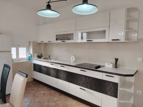 Sale, two bedroom apartment, 93m², Buljarica, Budva - image 2