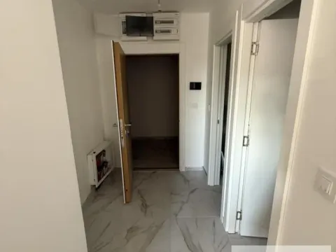 Izdavanje, trosoban stan, 69m², Nova Pazova, Stara Pazova - image 5