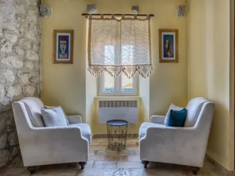 Prodaja, kuća, 112m², Prčanj, Kotor - image 2