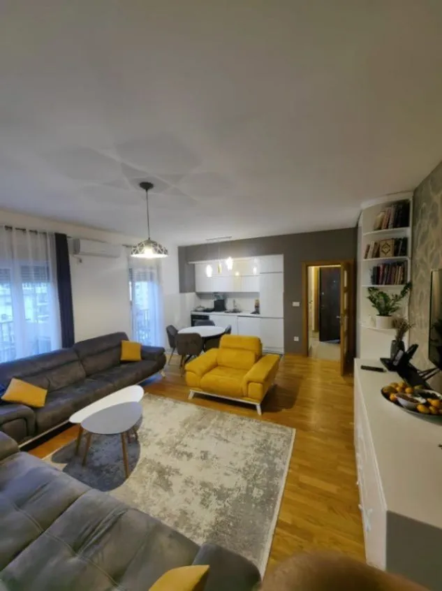 Prodaja, jednosoban stan, 49m², Stari Aerodrom, Podgorica